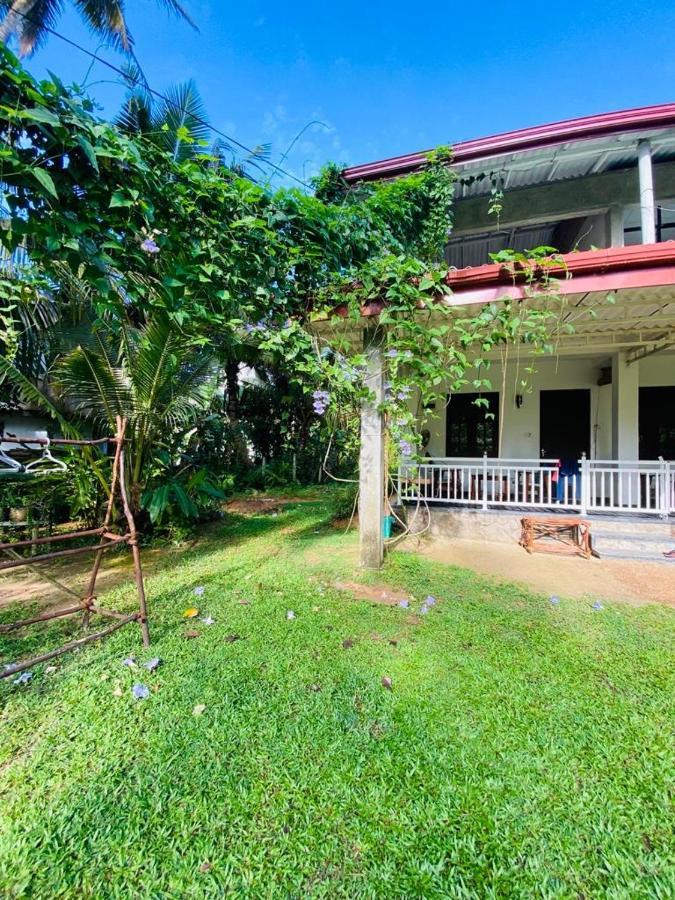 Coconut Grove - Midigama Hotel Luaran gambar