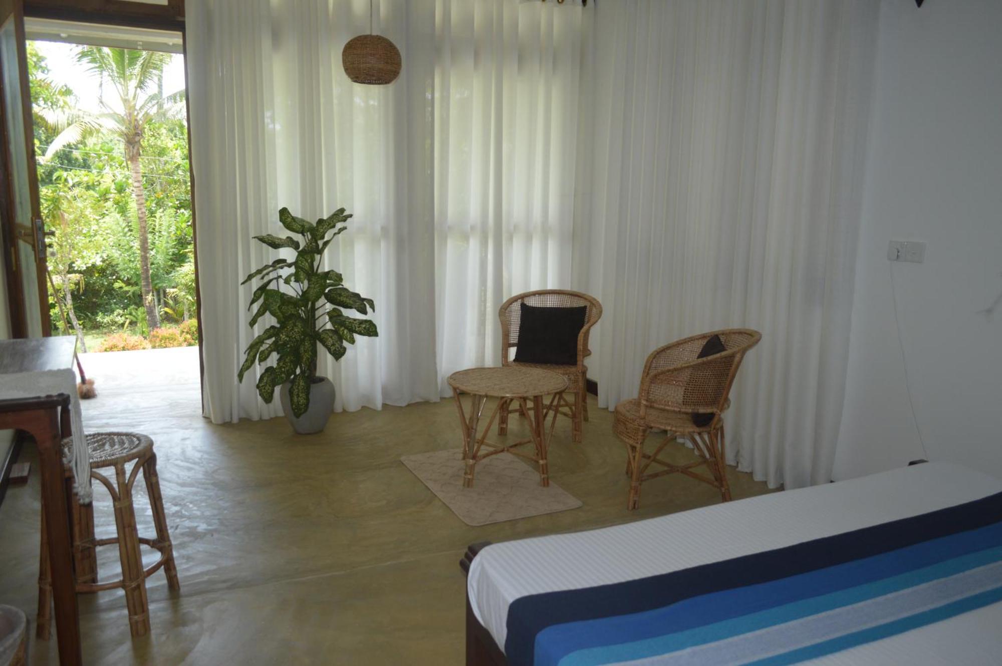 Coconut Grove - Midigama Hotel Luaran gambar