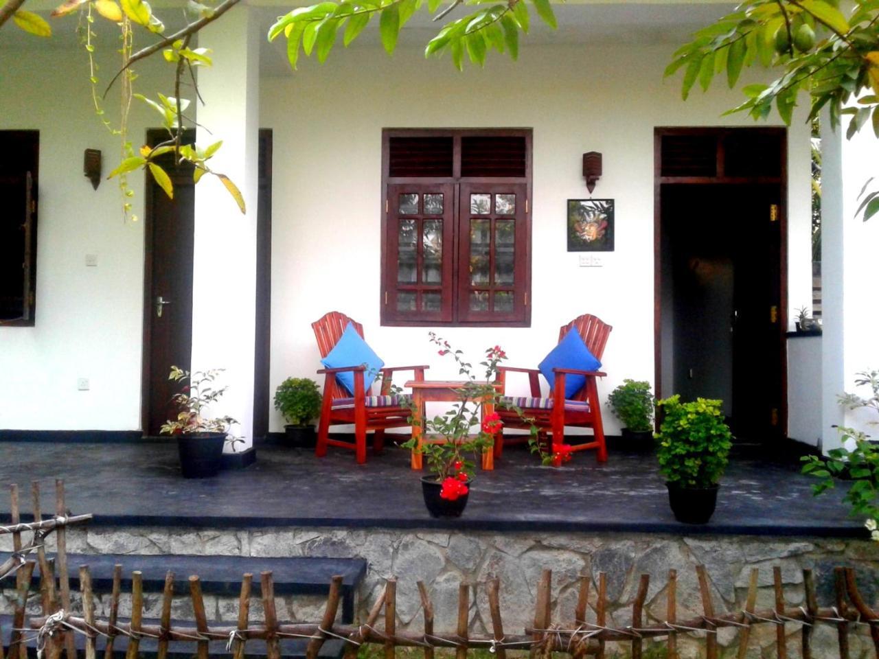 Coconut Grove - Midigama Hotel Luaran gambar
